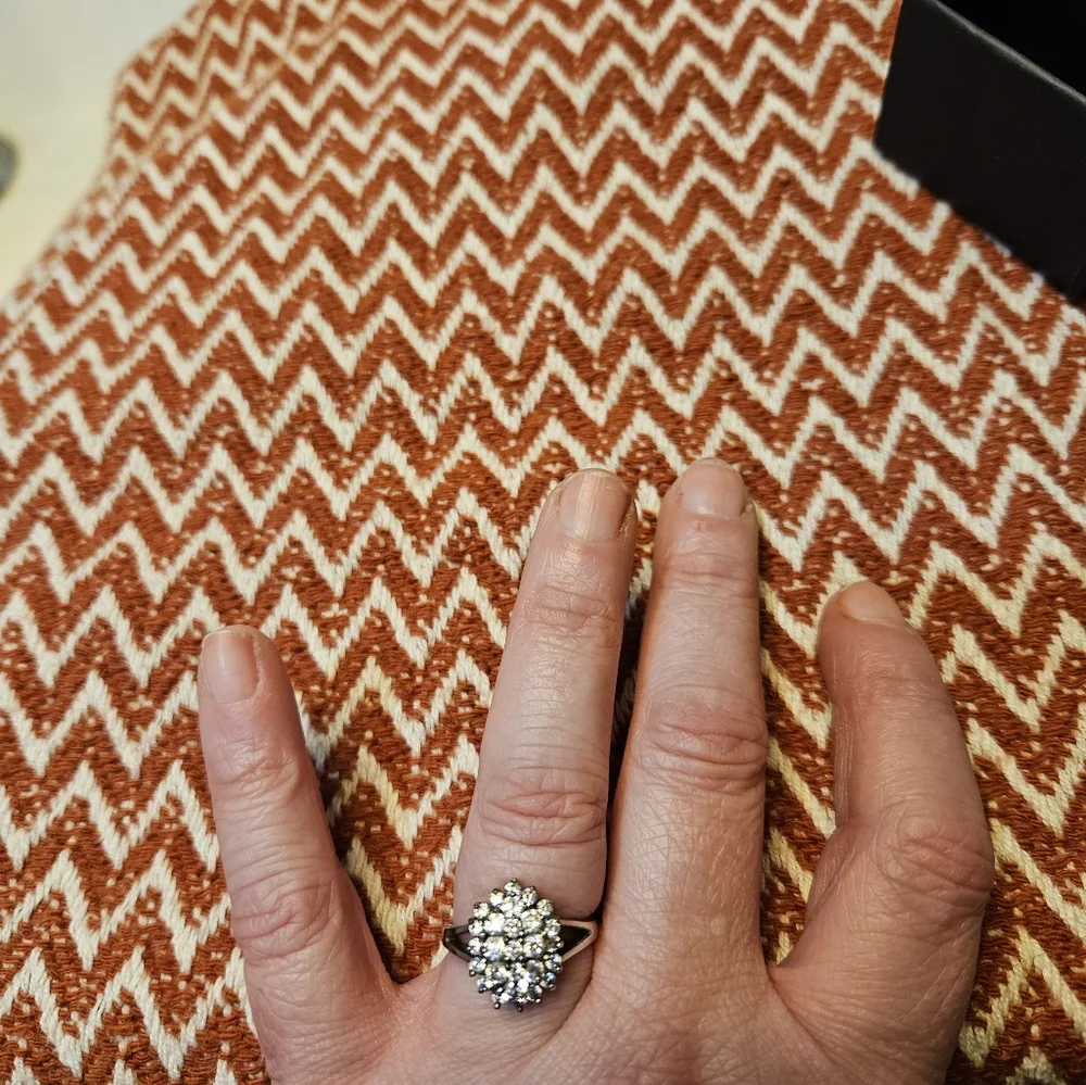 Ring - Picture 2 of 2